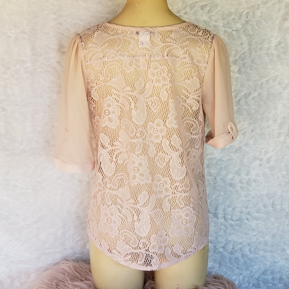 Blush Colored Blouse with Crochet Back - Picture 3 of 5